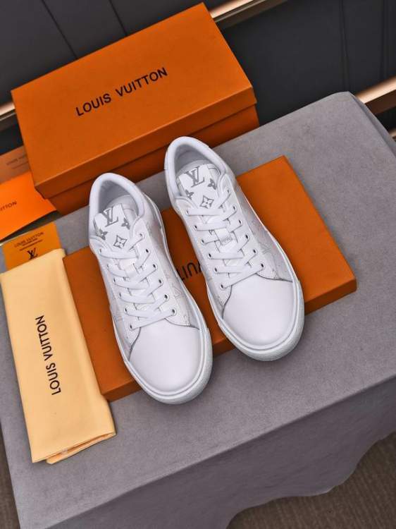 Picture of Louis Vuitton Shoes _SKULVsz38-45mnf070215428